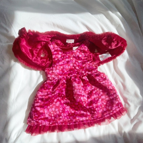 Cat&Jack Baby 6-9 months. Plush vest with Reversible Holiday dress - Picture 3 of 6